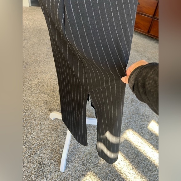 BANANA republic twist racer back dress, side slit, black pin stripe, small - Picture 6 of 11